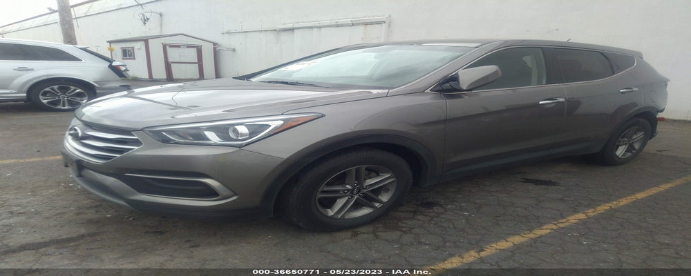 5NMZTDLB5JH090458 2018 HYUNDAI SANTA FE SPORT photo no. 2