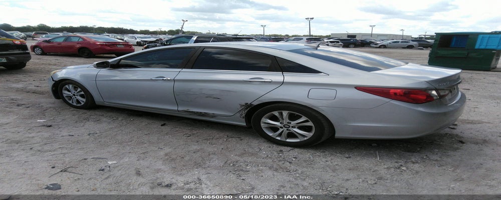 5NPEC4AC5BH009103 2011 HYUNDAI SONATA photo no. 3