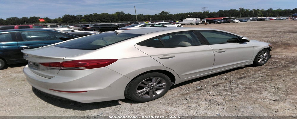 5NPD84LF9HH131671 2017 HYUNDAI ELANTRA photo no. 4