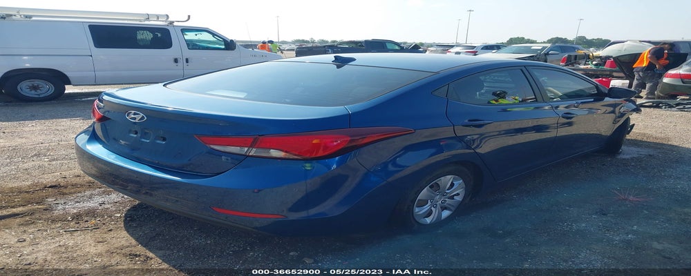 KMHDH4AE5GU633183 2016 HYUNDAI ELANTRA photo no. 4