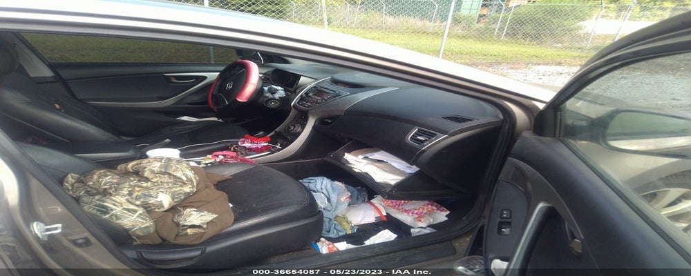 5NPDH4AE3DH370136 2013 HYUNDAI ELANTRA photo no. 5