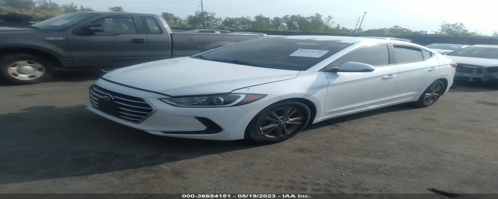 5NPD84LFXJH215178 2018 HYUNDAI ELANTRA photo no. 2