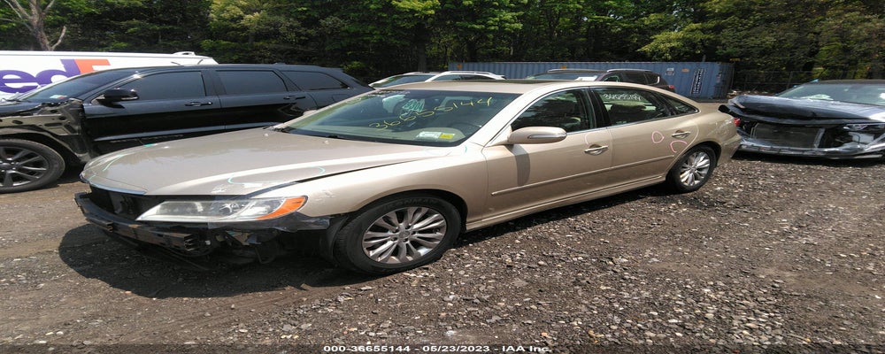 KMHFC4DFXBA536776 2011 HYUNDAI AZERA photo no. 2