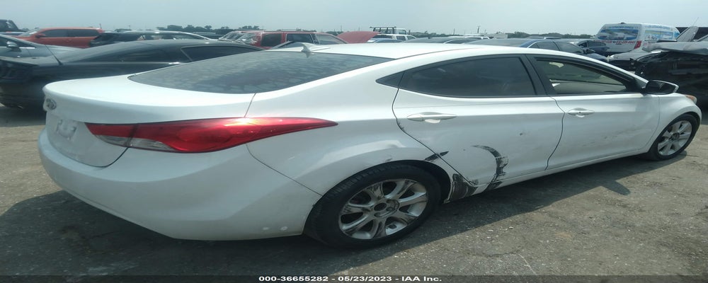 5NPDH4AE8DH232916 2013 HYUNDAI ELANTRA photo no. 4