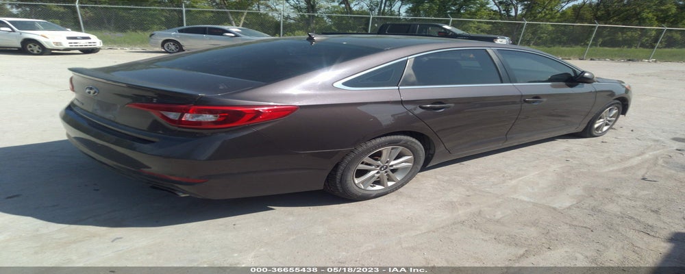 5NPE24AF4FH069084 2015 HYUNDAI SONATA photo no. 4