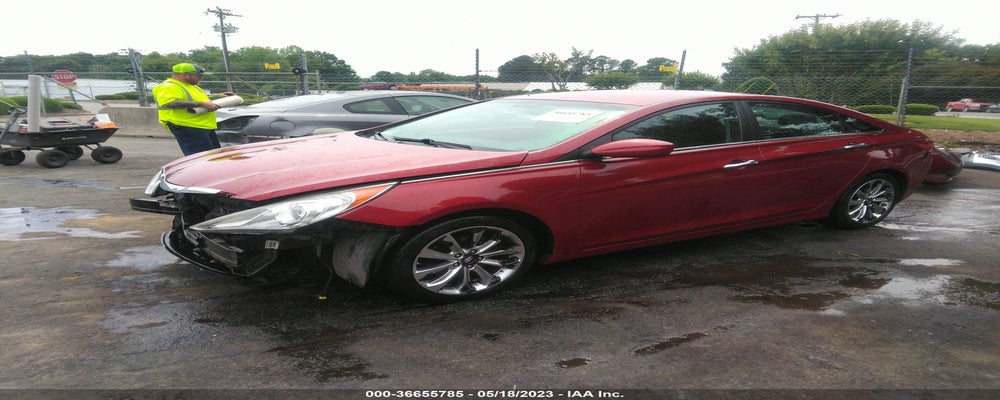5NPEC4ACXBH288094 2011 HYUNDAI SONATA photo no. 2