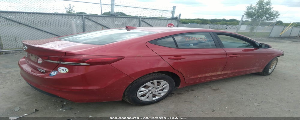 5NPD74LF4HH210264 2017 HYUNDAI ELANTRA photo no. 4