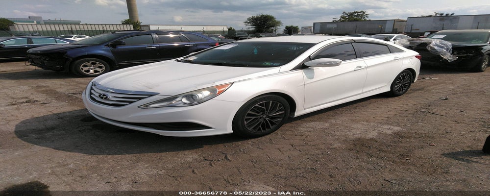 5NPEB4AC6EH884715 2014 HYUNDAI SONATA photo no. 2