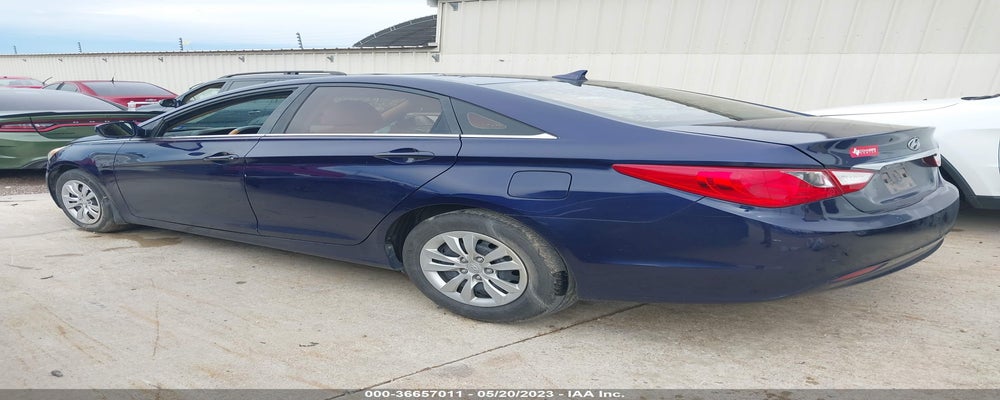 5NPEB4AC4BH208484 2011 HYUNDAI SONATA photo no. 3