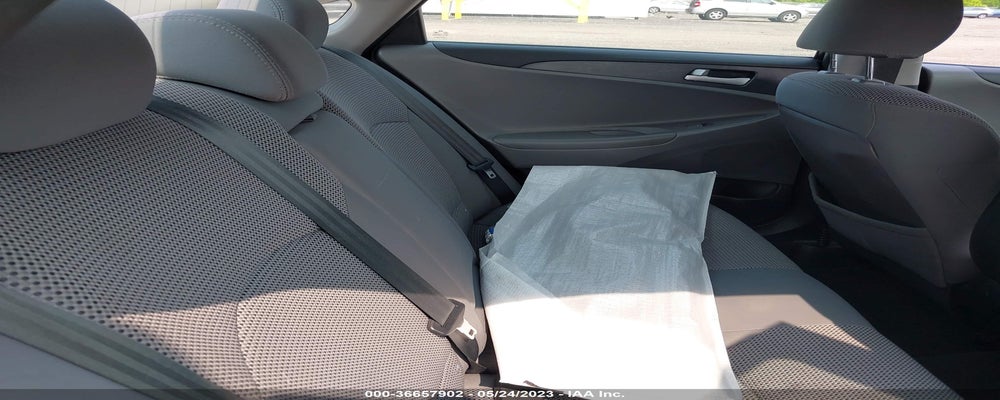 5NPEB4AC0BH197385 2011 HYUNDAI SONATA photo no. 8
