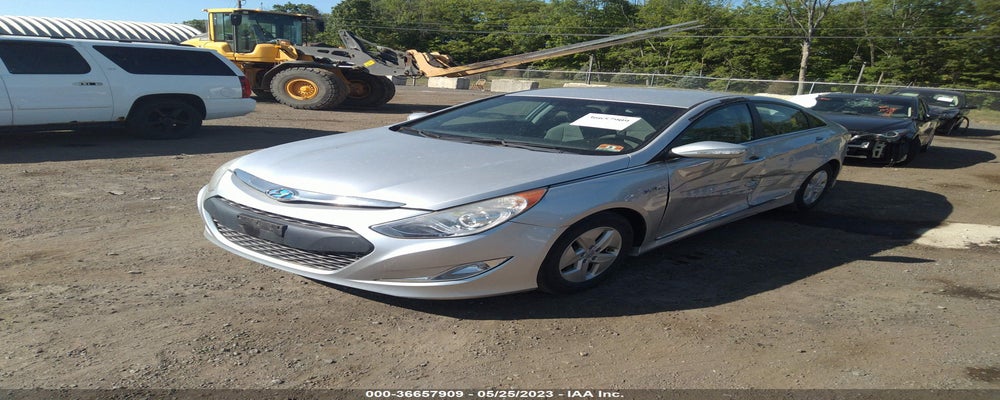 KMHEC4A40BA006637 2011 HYUNDAI SONATA photo no. 2