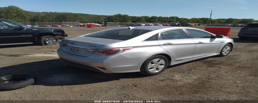 KMHEC4A40BA006637 2011 HYUNDAI SONATA photo no. 4