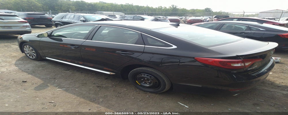 5NPE34AF7HH535980 2017 HYUNDAI SONATA photo no. 3