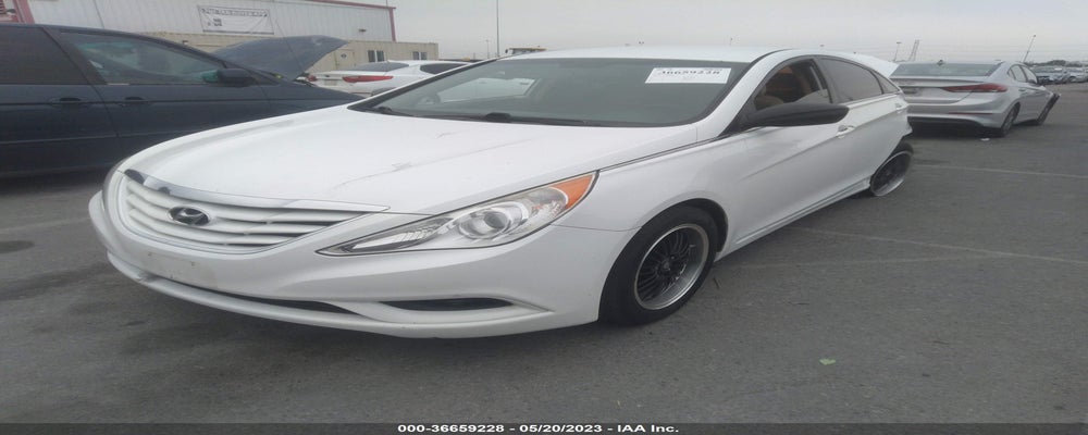 5NPEB4ACXDH561413 2013 HYUNDAI SONATA photo no. 2