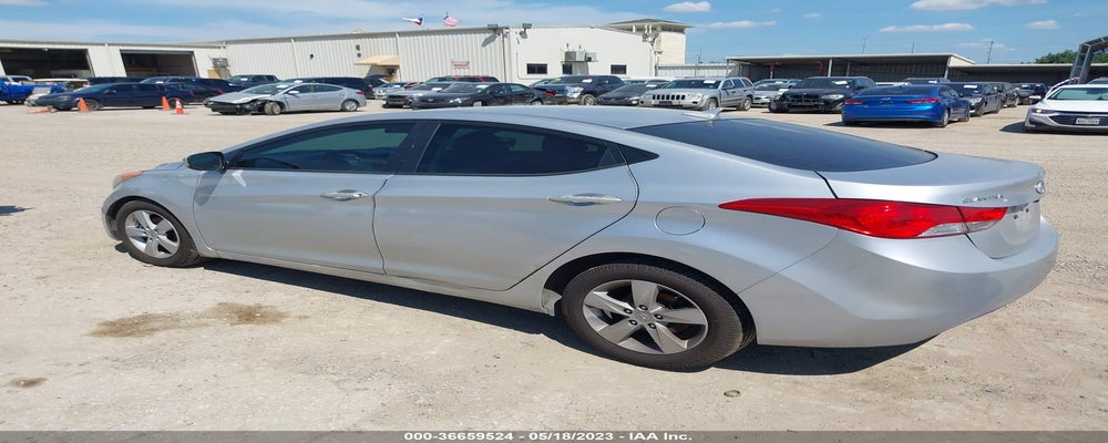 5NPDH4AE2DH353599 2013 HYUNDAI ELANTRA photo no. 3