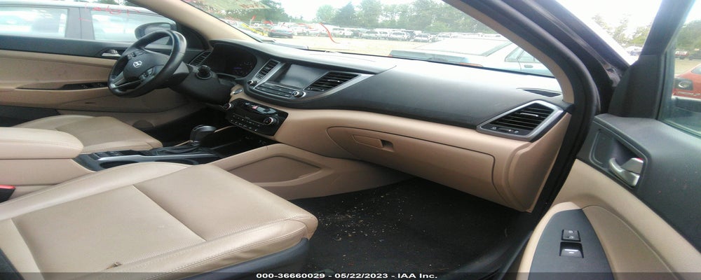 KM8J3CA27JU818327 2018 HYUNDAI TUCSON photo no. 5