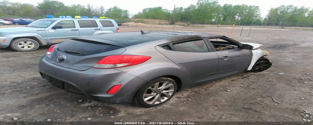 KMHTC6AD6GU272012 2016 HYUNDAI VELOSTER photo no. 4
