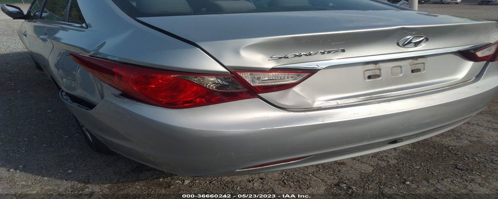 5NPEB4AC3BH182153 2011 HYUNDAI SONATA photo no. 6