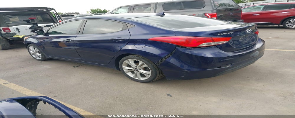 5NPDH4AEXDH445575 2013 HYUNDAI ELANTRA photo no. 3
