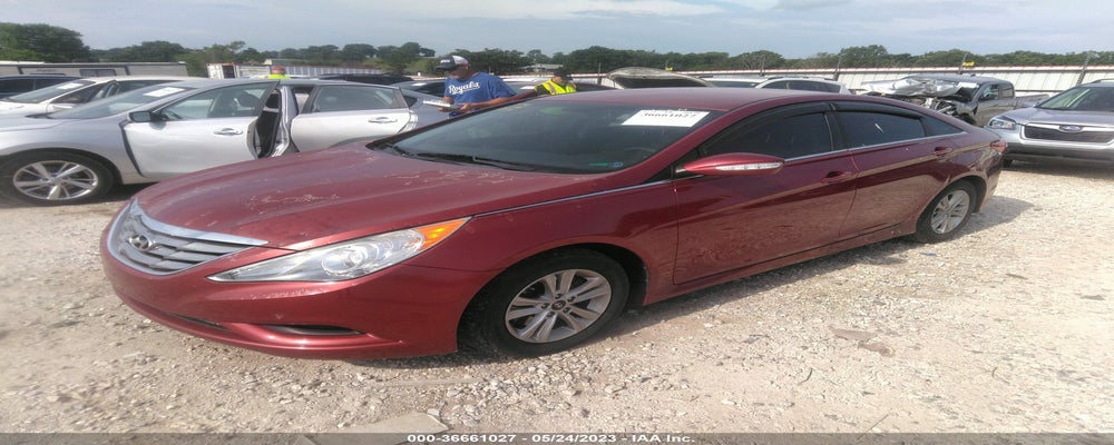 5NPEB4AC8EH851926 2014 HYUNDAI SONATA photo no. 2