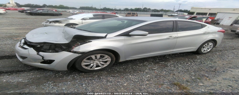 5NPDH4AE3BH025816 2011 HYUNDAI ELANTRA photo no. 2