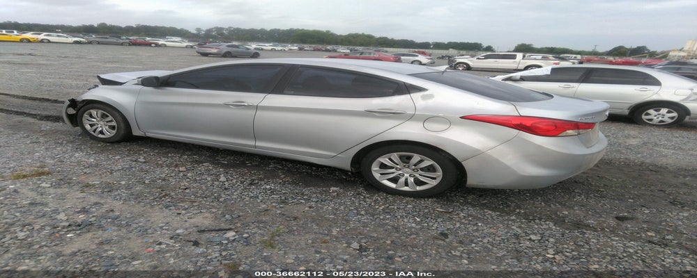 5NPDH4AE3BH025816 2011 HYUNDAI ELANTRA photo no. 3