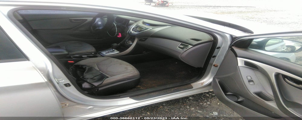 5NPDH4AE3BH025816 2011 HYUNDAI ELANTRA photo no. 5