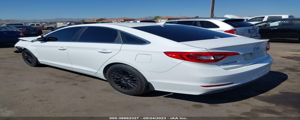 5NPE24AF2FH179955 2015 HYUNDAI SONATA photo no. 3