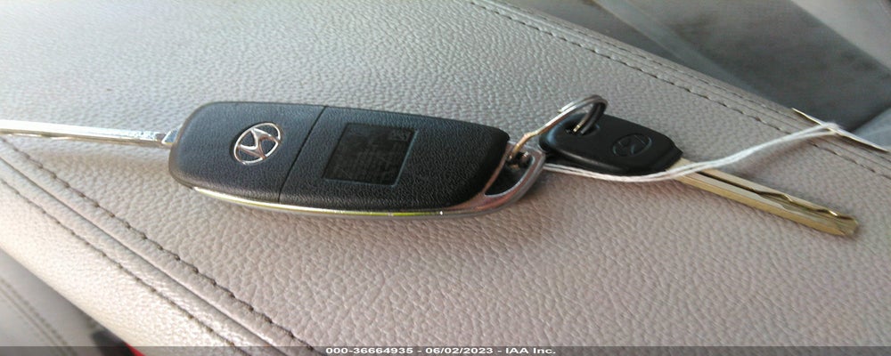 5NPE24AF2HH563978 2017 HYUNDAI SONATA photo no. 11