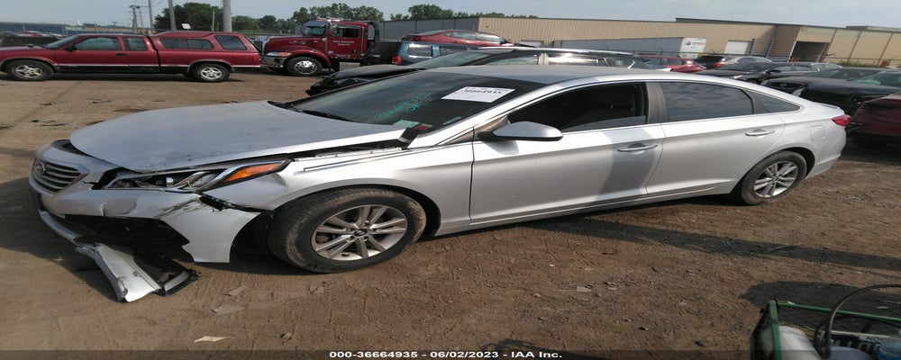 5NPE24AF2HH563978 2017 HYUNDAI SONATA photo no. 2