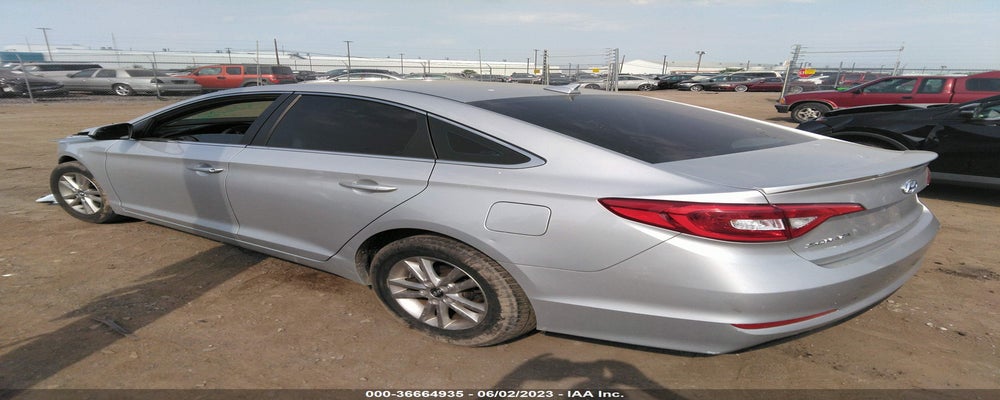 5NPE24AF2HH563978 2017 HYUNDAI SONATA photo no. 3