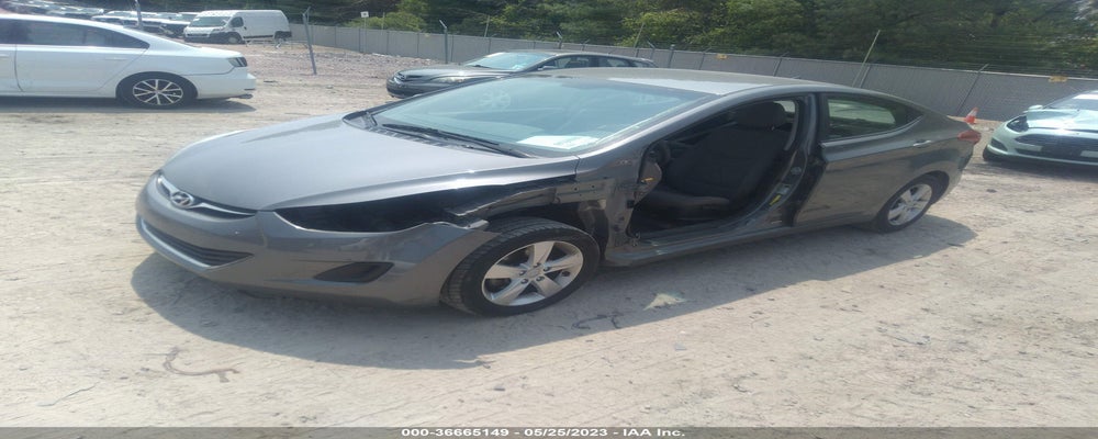 5NPDH4AE8DH372660 2013 HYUNDAI ELANTRA photo no. 2