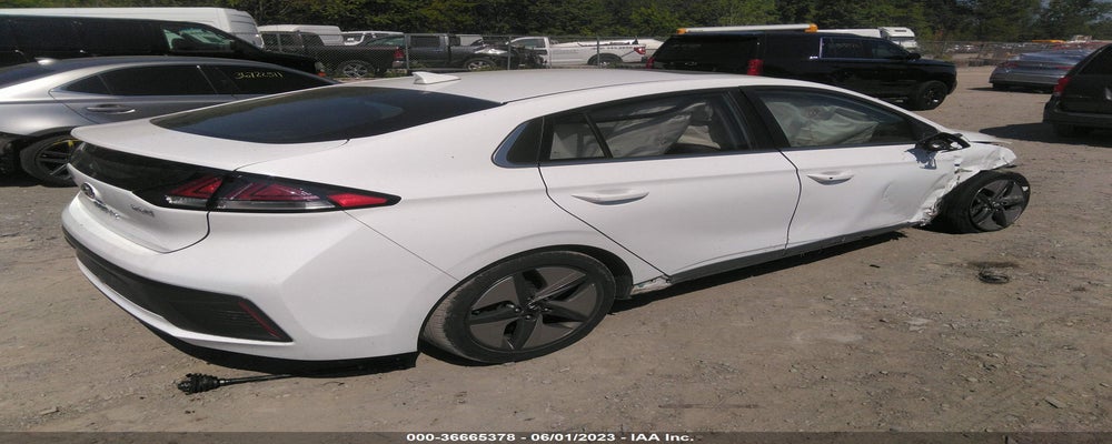KMHC85LC4LU235745 2020 HYUNDAI IONIQ HYBRID photo no. 4
