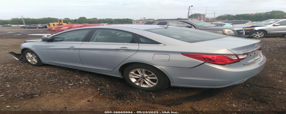 5NPEB4ACXDH725310 2013 HYUNDAI SONATA photo no. 3