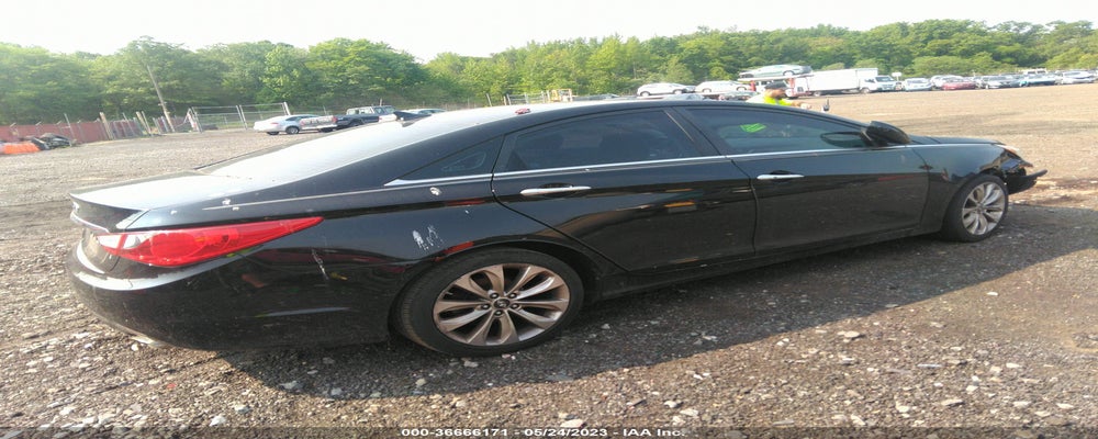 5NPEC4AC2BH034377 2011 HYUNDAI SONATA photo no. 4