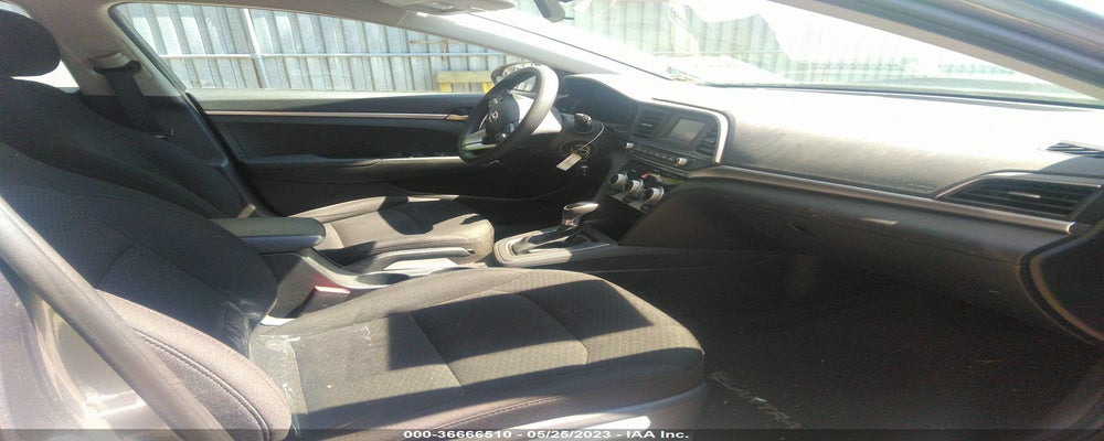 5NPD74LF0KH439581 2019 HYUNDAI ELANTRA photo no. 5