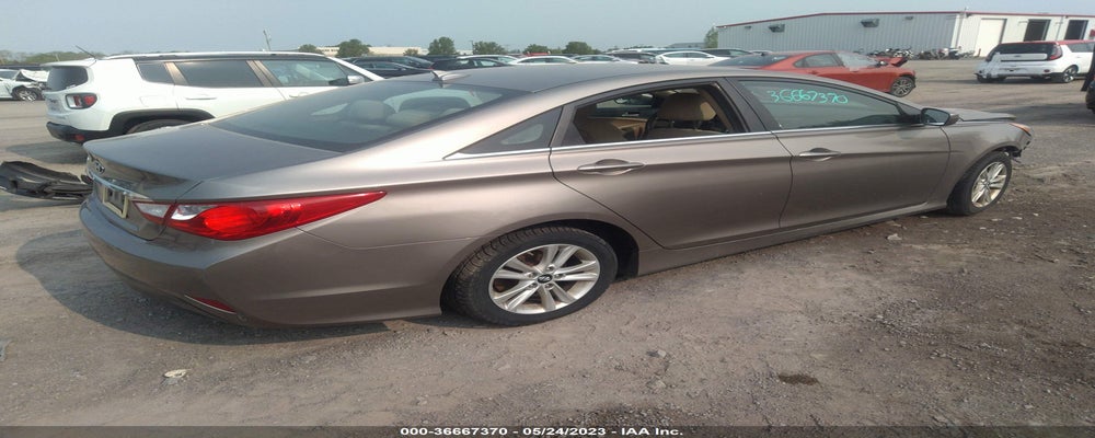5NPEB4AC9EH926746 2014 HYUNDAI SONATA photo no. 4