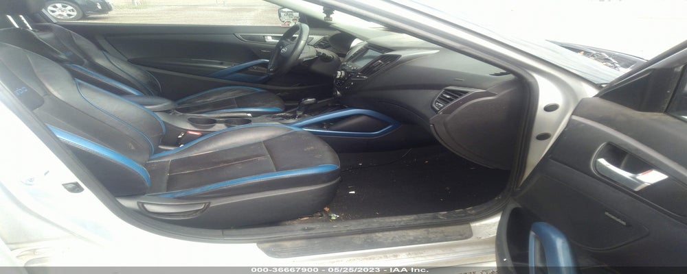 KMHTC6AE7DU138064 2013 HYUNDAI VELOSTER photo no. 5