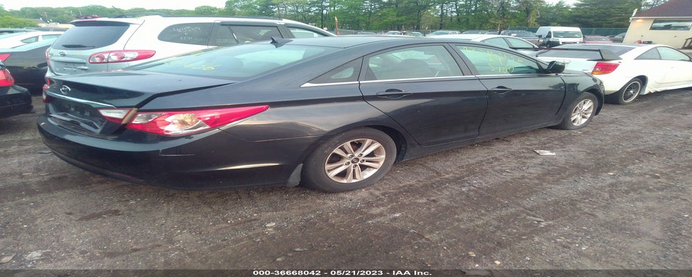 5NPEB4AC2DH664633 2013 HYUNDAI SONATA photo no. 4