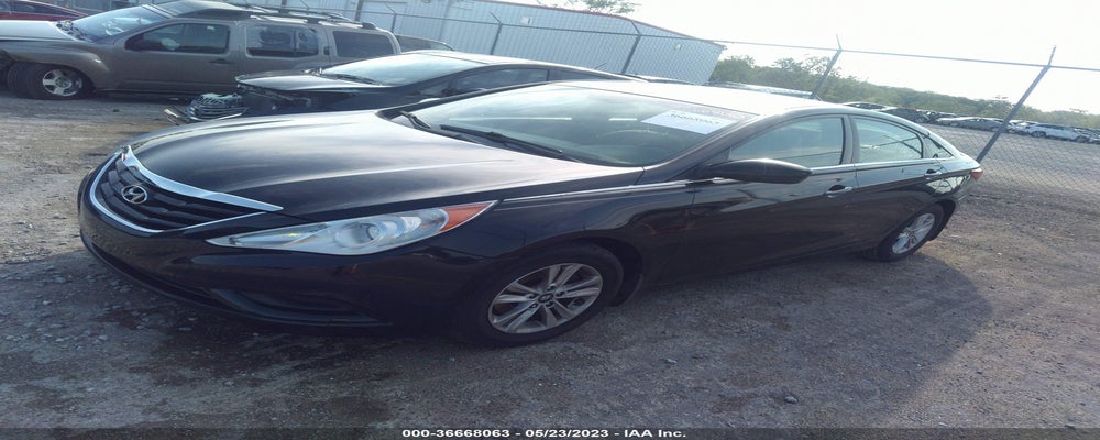 5NPEB4AC8DH801073 2013 HYUNDAI SONATA photo no. 2