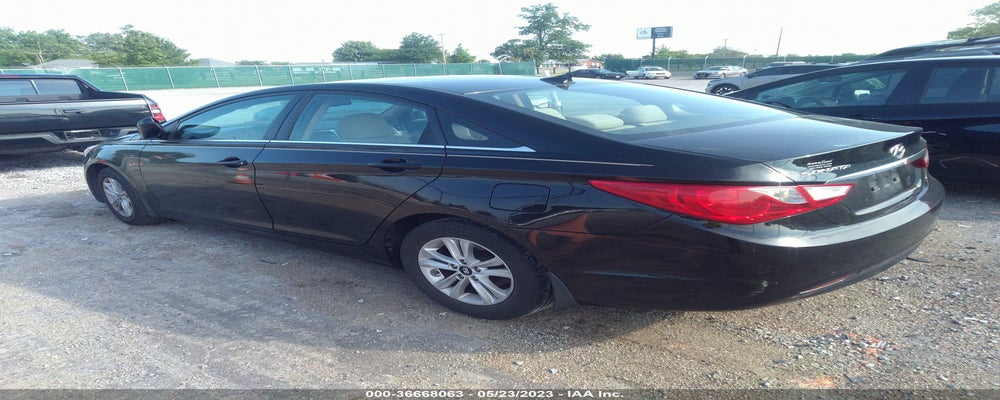 5NPEB4AC8DH801073 2013 HYUNDAI SONATA photo no. 3