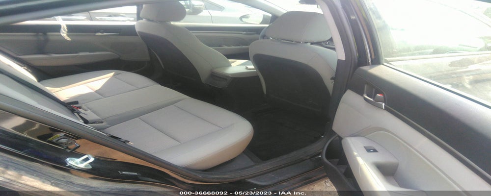 5NPD84LF8HH091406 2017 HYUNDAI ELANTRA photo no. 8