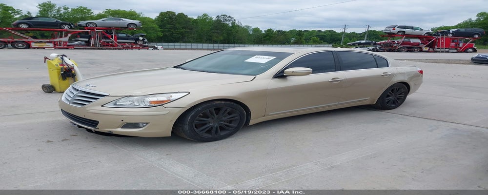 KMHGC4DFXBU125946 2011 HYUNDAI GENESIS photo no. 2