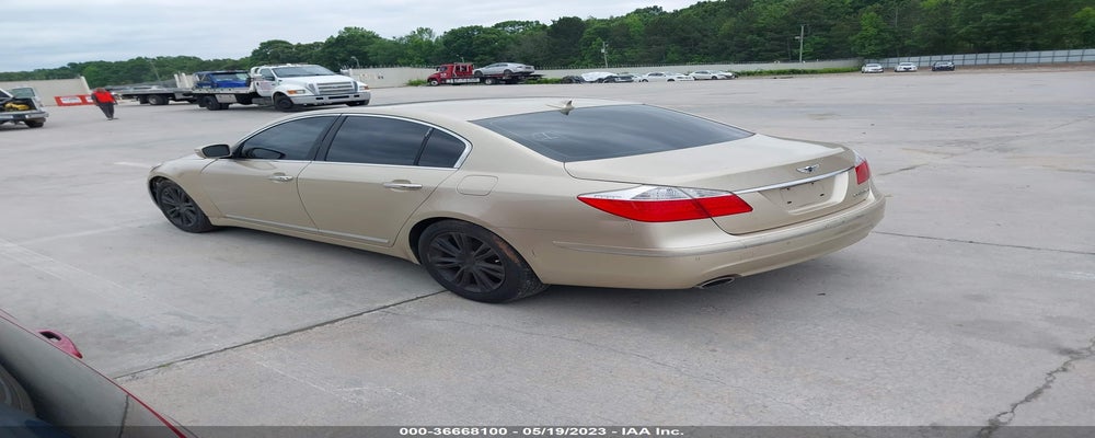 KMHGC4DFXBU125946 2011 HYUNDAI GENESIS photo no. 3