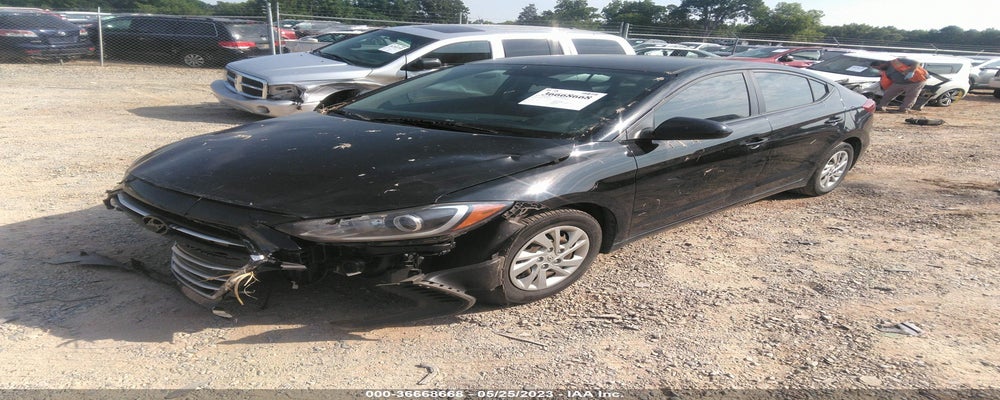 KMHD74LF1HU116537 2017 HYUNDAI ELANTRA photo no. 2