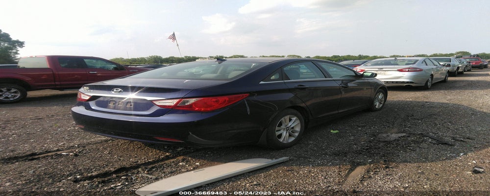 5NPEB4AC9DH620581 2013 HYUNDAI SONATA photo no. 4