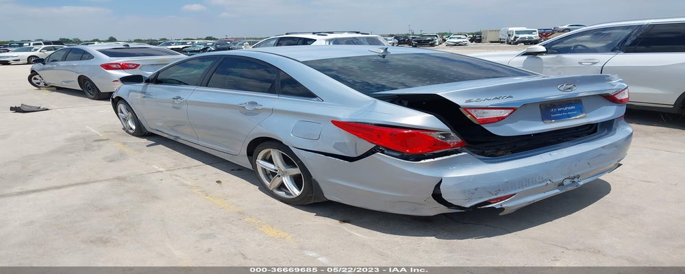 5NPEC4AC3DH548757 2013 HYUNDAI SONATA photo no. 3