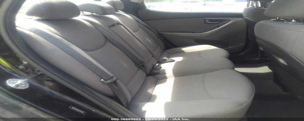 5NPDH4AEXGH761269 2016 HYUNDAI ELANTRA photo no. 8