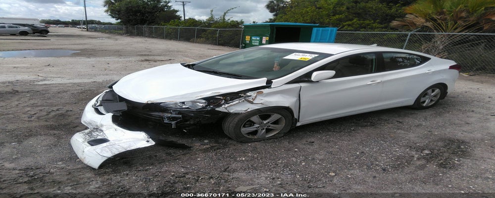 5NPDH4AE8DH428080 2013 HYUNDAI ELANTRA photo no. 2