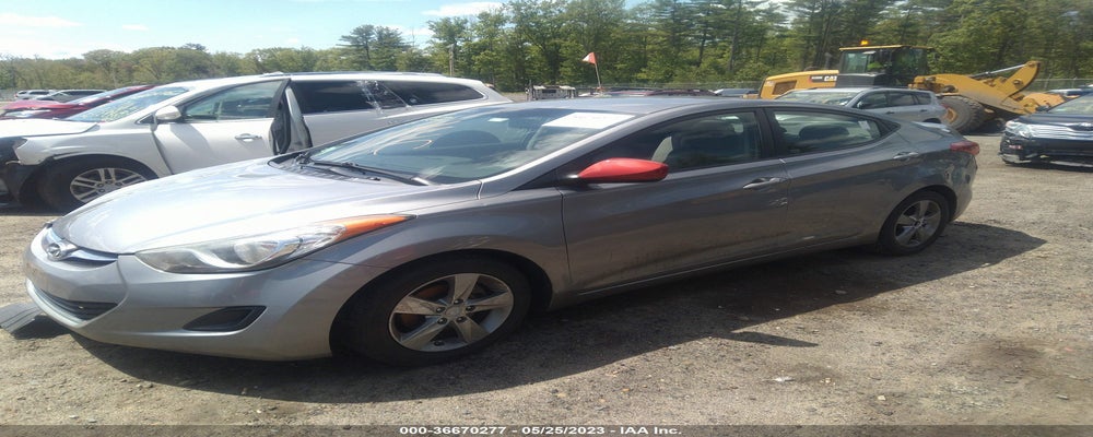 KMHDH4AE8BU139568 2011 HYUNDAI ELANTRA photo no. 2
